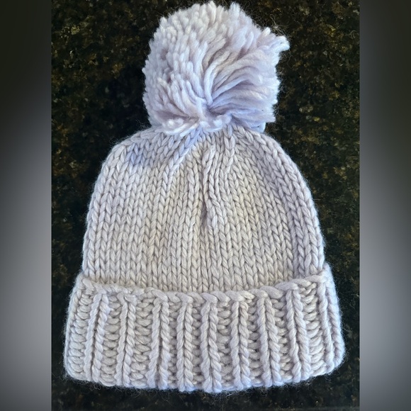 The North Face City Coziest Beanie Lavender Fog - Like New - Picture 3 of 5